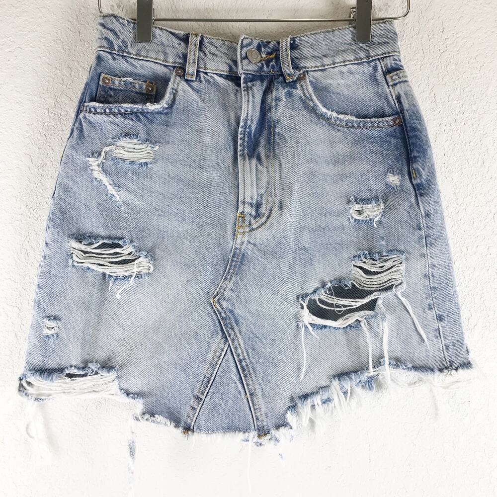 Anthropologie Pilcro Light Wash Denim Skirt Distressed Asymmetrical Raw Hem 0